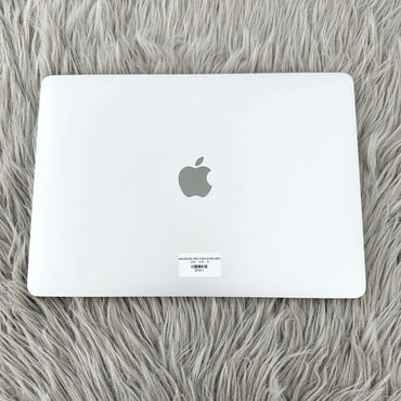 MacBook Pro 2020 8/256 màu bạc - 3P3Y1 A-