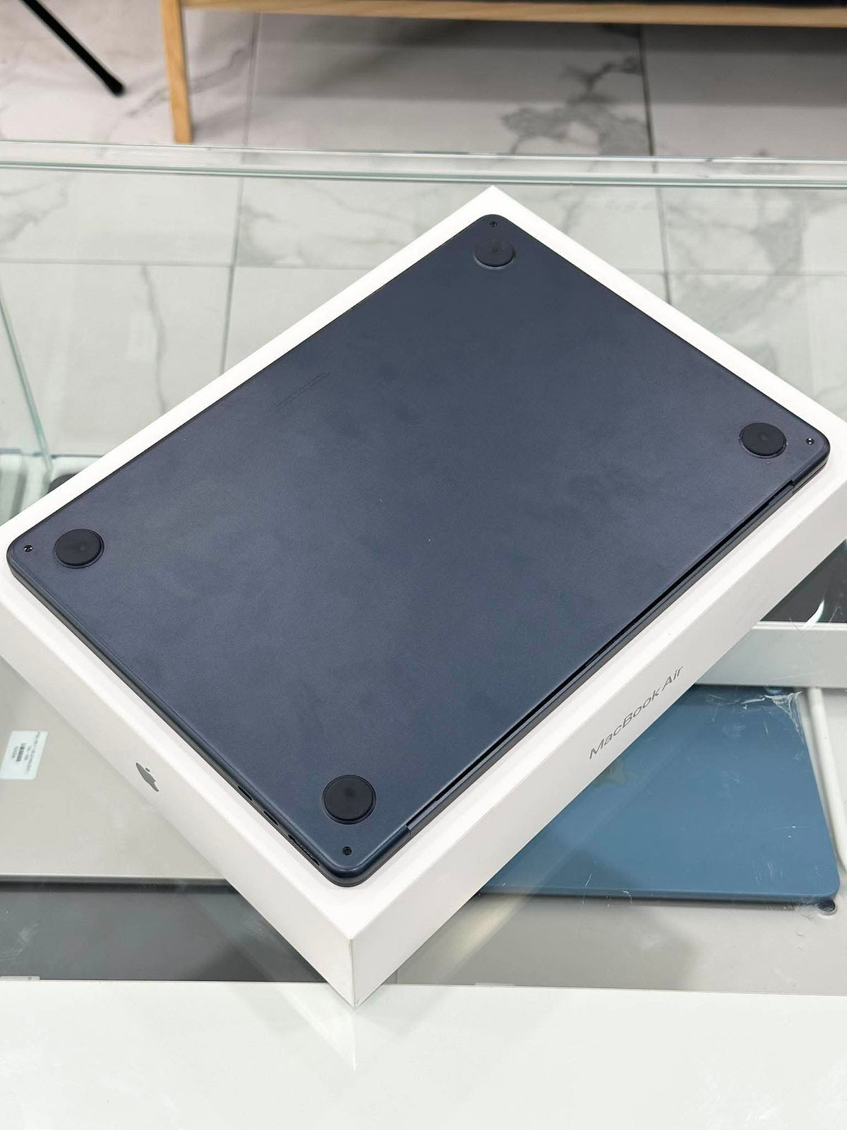 MacBook Air M2 bản 8GB/256GB Màu xanh đen - Pin bình thường - YQXGC - A-* Teku