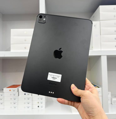 IPad Pro M4 bản 256GB Màu xám box + sạc - Pin 100% sạc 1 lần - 69m6v