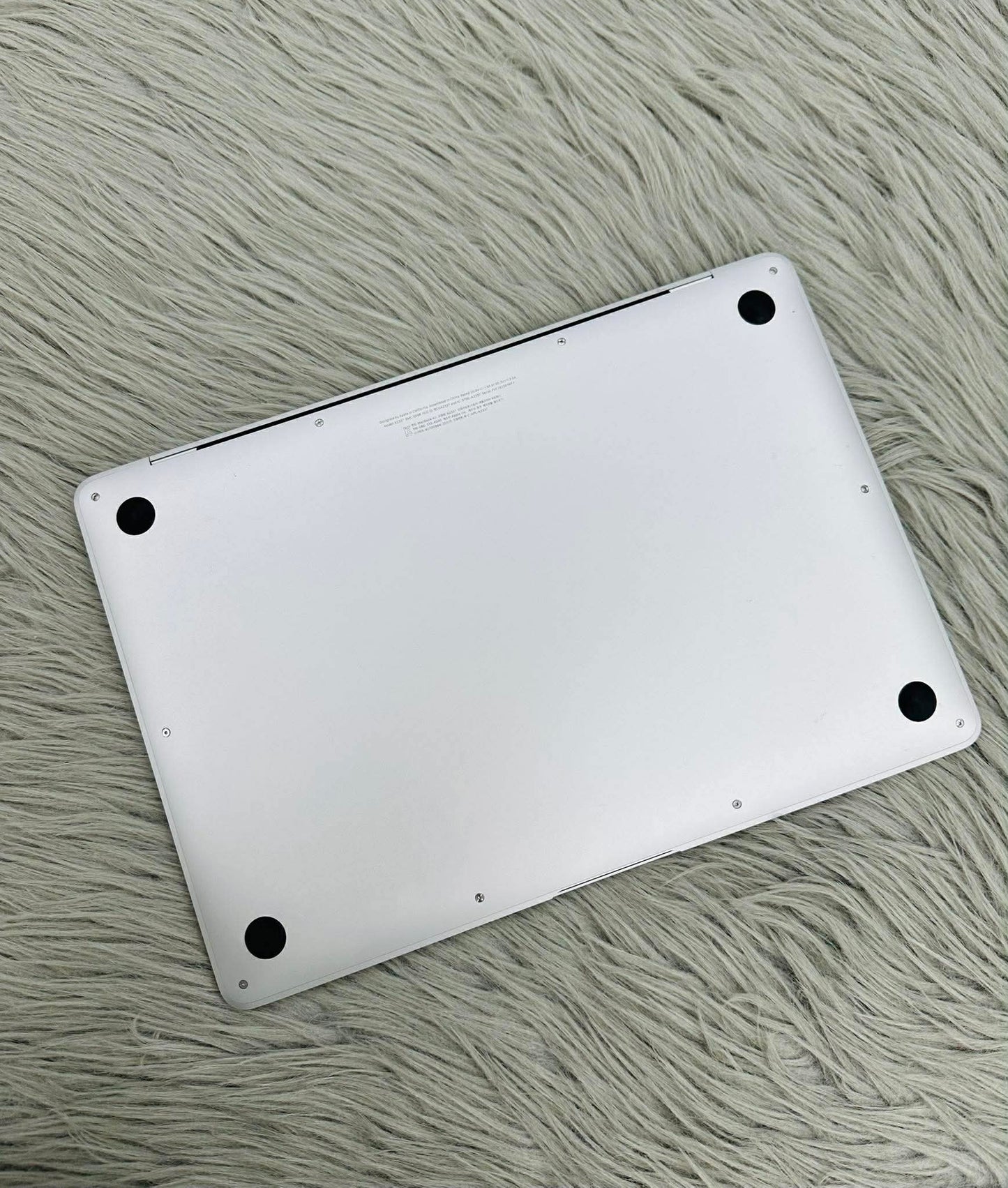 MacBook Air M1 bản 8gb/256gb Màu Bạc - Pin 97% - 3B1WFX A-