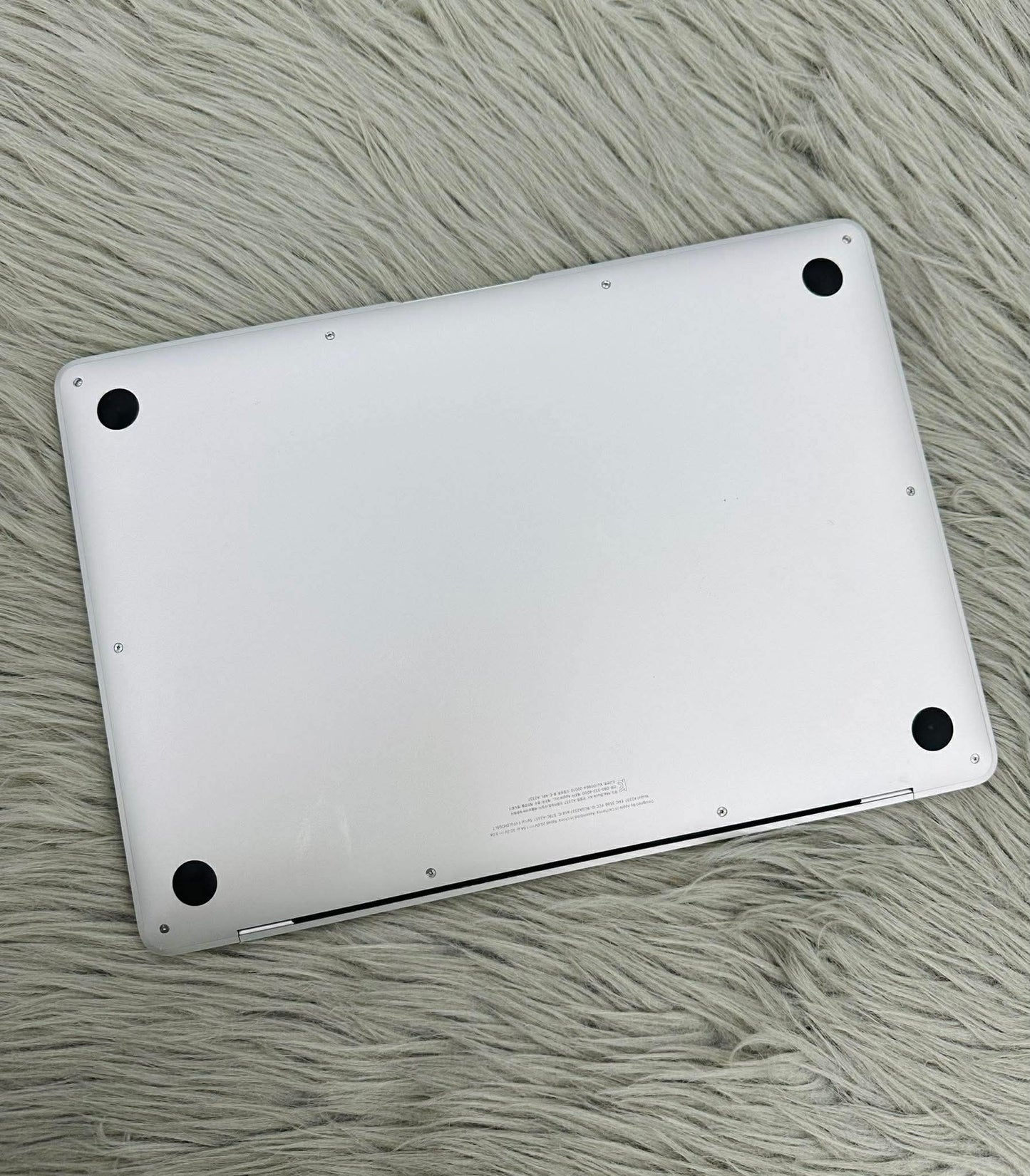 MacBook Air M1 bản 8gb/256gb Màu Bạc - Pin 93% - H2Q6L7 A-