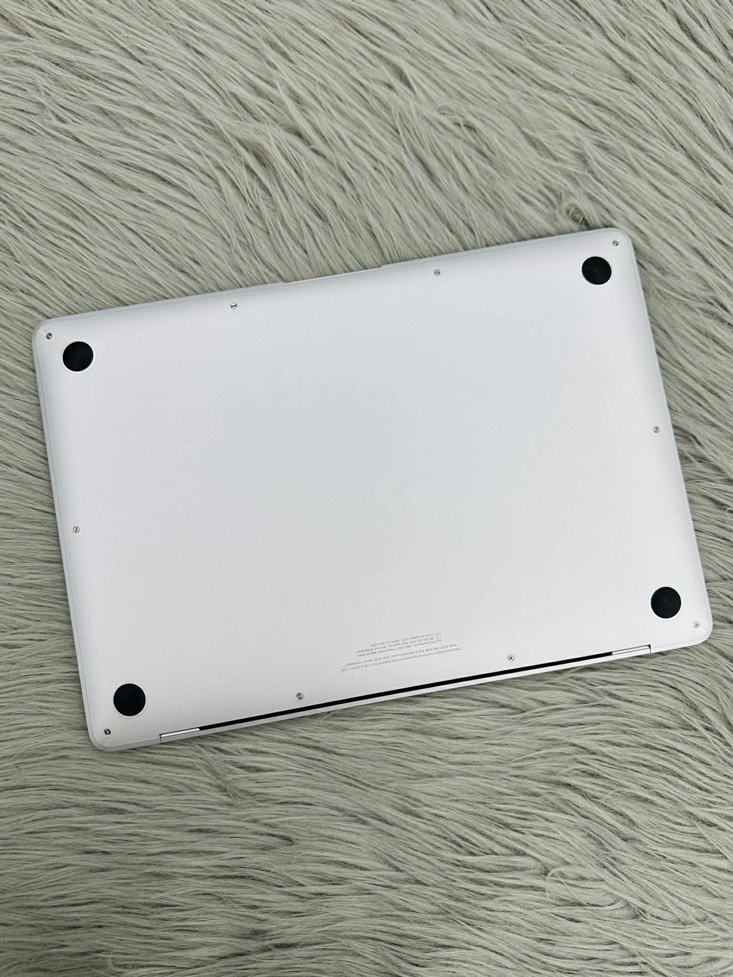 MacBook Air M1 bản 8gb/256gb Màu Bạc - Pin 97% - 83Q6L7 A-