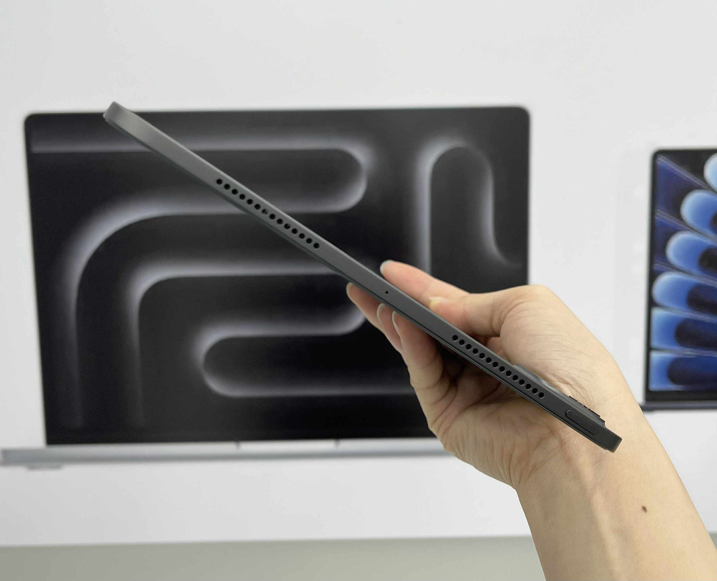 IPad Pro M4 bản 256GB Màu xám - Pin 100% đã sạc 20 lần - 391JD