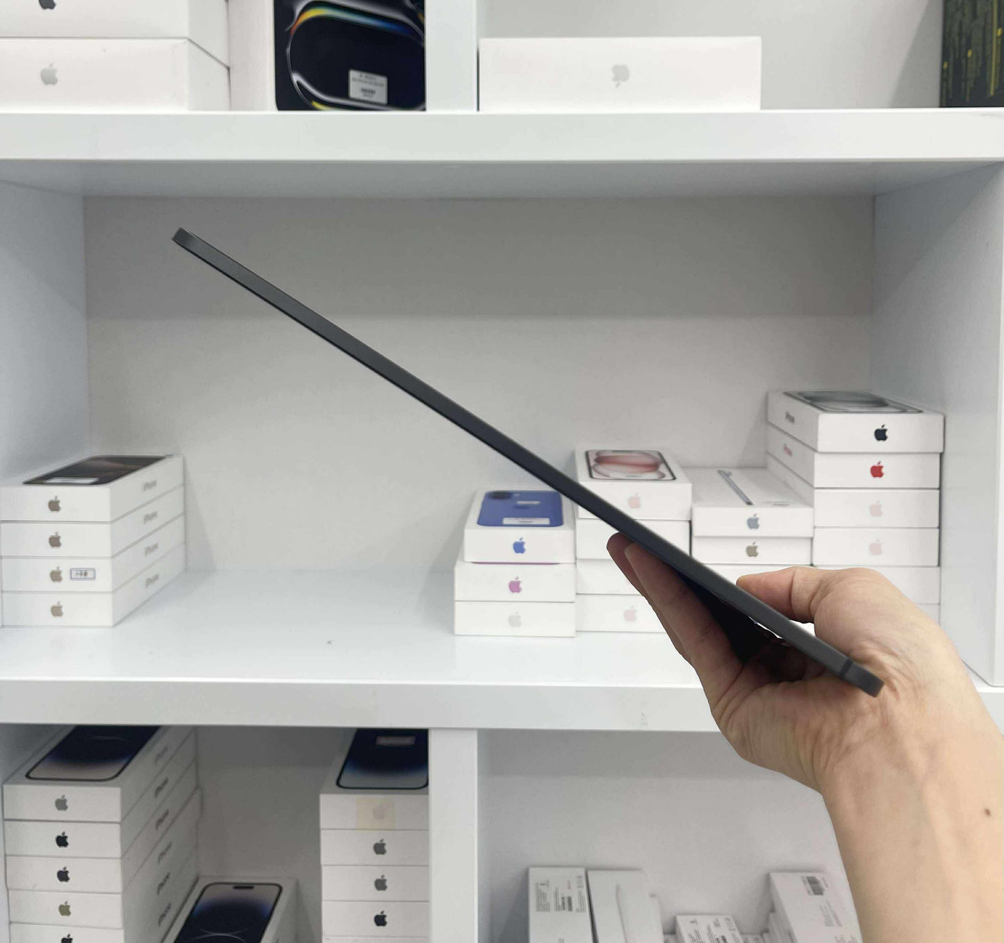 IPad Pro M4 bản 256GB Màu xám - Pin 98% - 63CFV