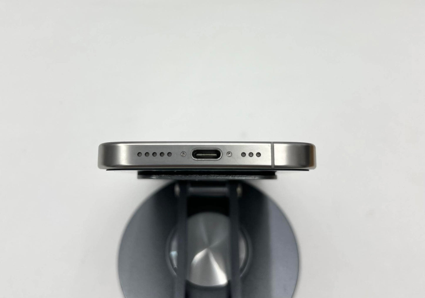 IPhone 15 Pro 256gb Màu trắng, Pin zin 87% - 56423 Busan