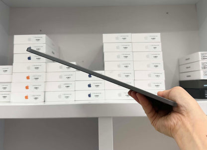 IPad Pro 2020 bản 128gb Màu xám - pin 85% - SPTRF A-*