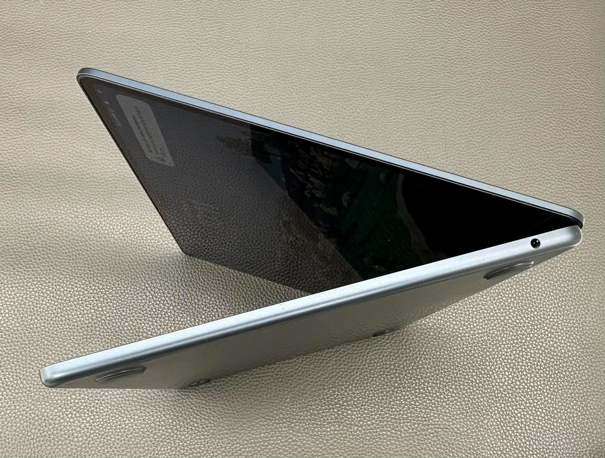 Macbook Air 2025 M4 16/256  xanh đen - pin 100%- FPMQ9- A-*