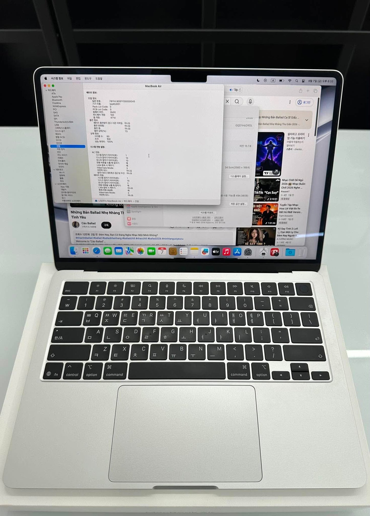 MacBook Air M4 24/512 bac  - Pin 100% sạc 60 lần  - 6D9DC - A-*