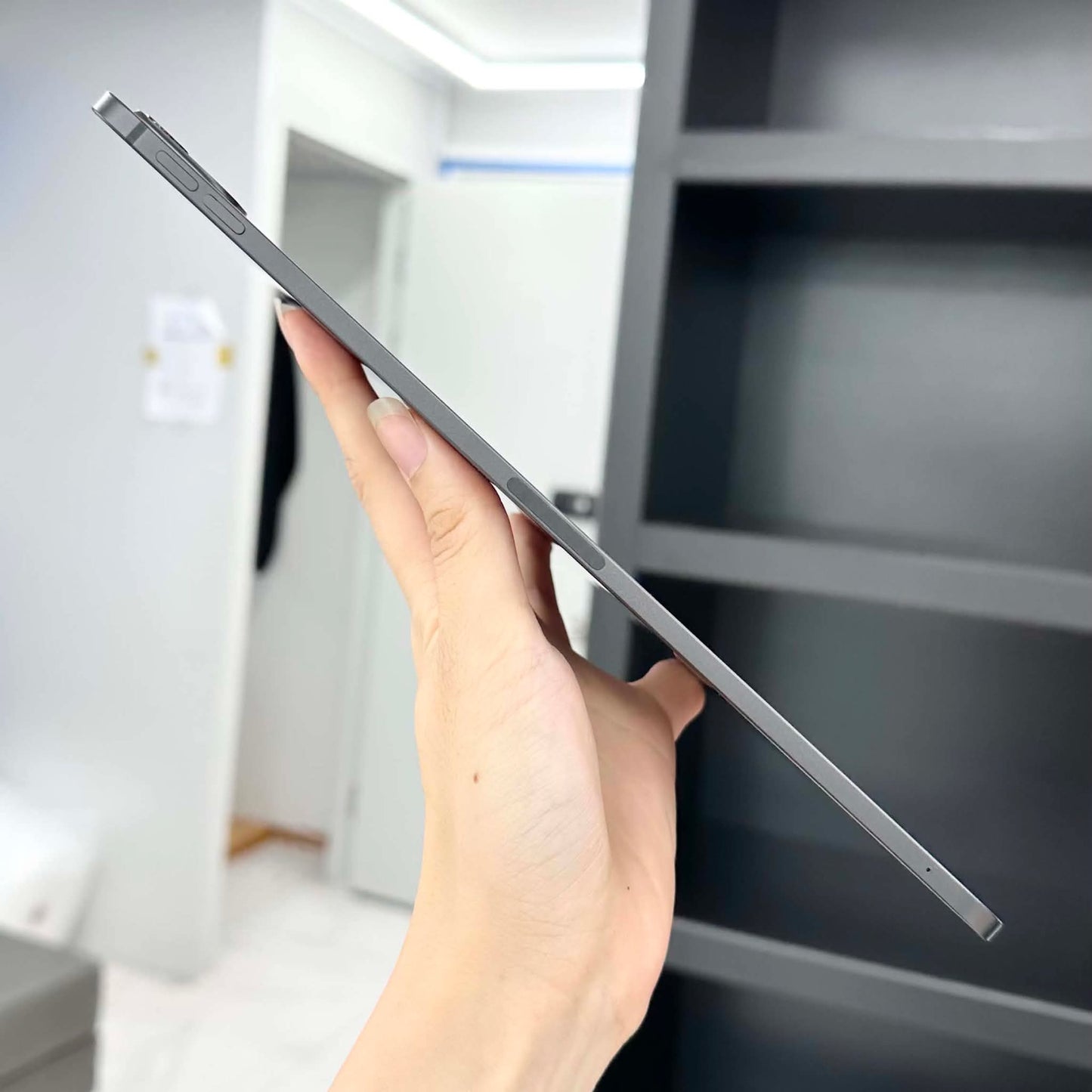 IPad Pro M4 bản 256GB Màu xám Box + sạc zin- Pin 100% sạc 0 lần - GJGKM