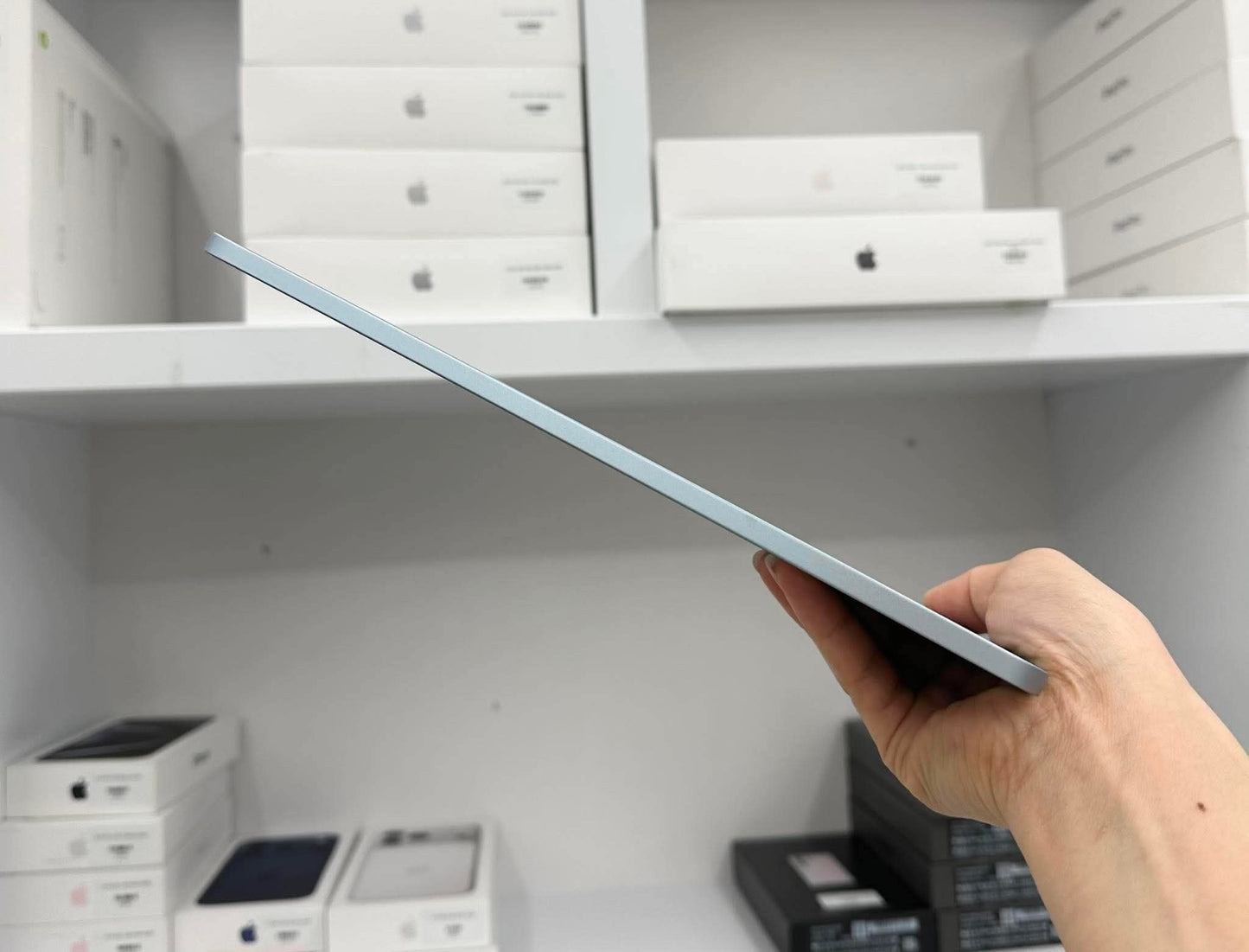 IPad Air 6 bản 128gbMàu Blue - Pin 90% - GJ69N