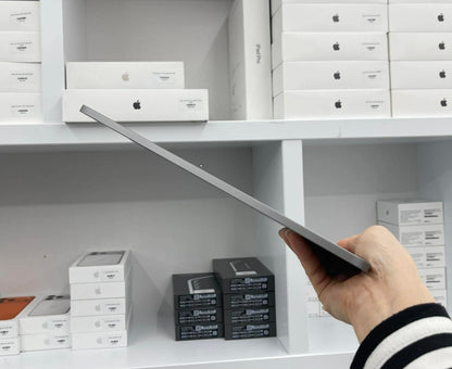 IPad Air 6 bản 128GB Màu xám - Pin 100% sạc 18 lần - 6V6LC