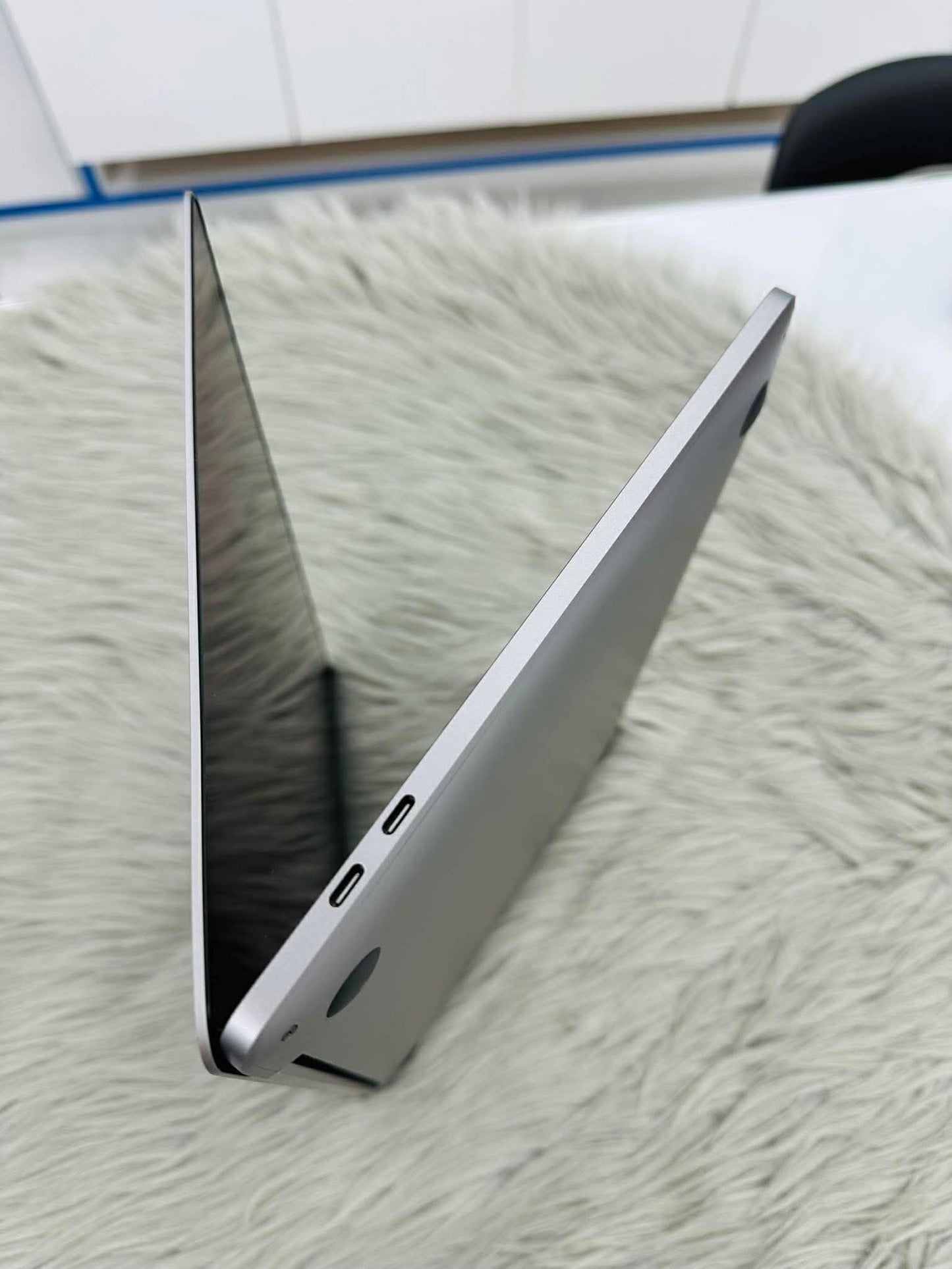 MacBook Pro M1 bản 8gb/256gb Màu xám - Pin 83% - 28Q05D - A-