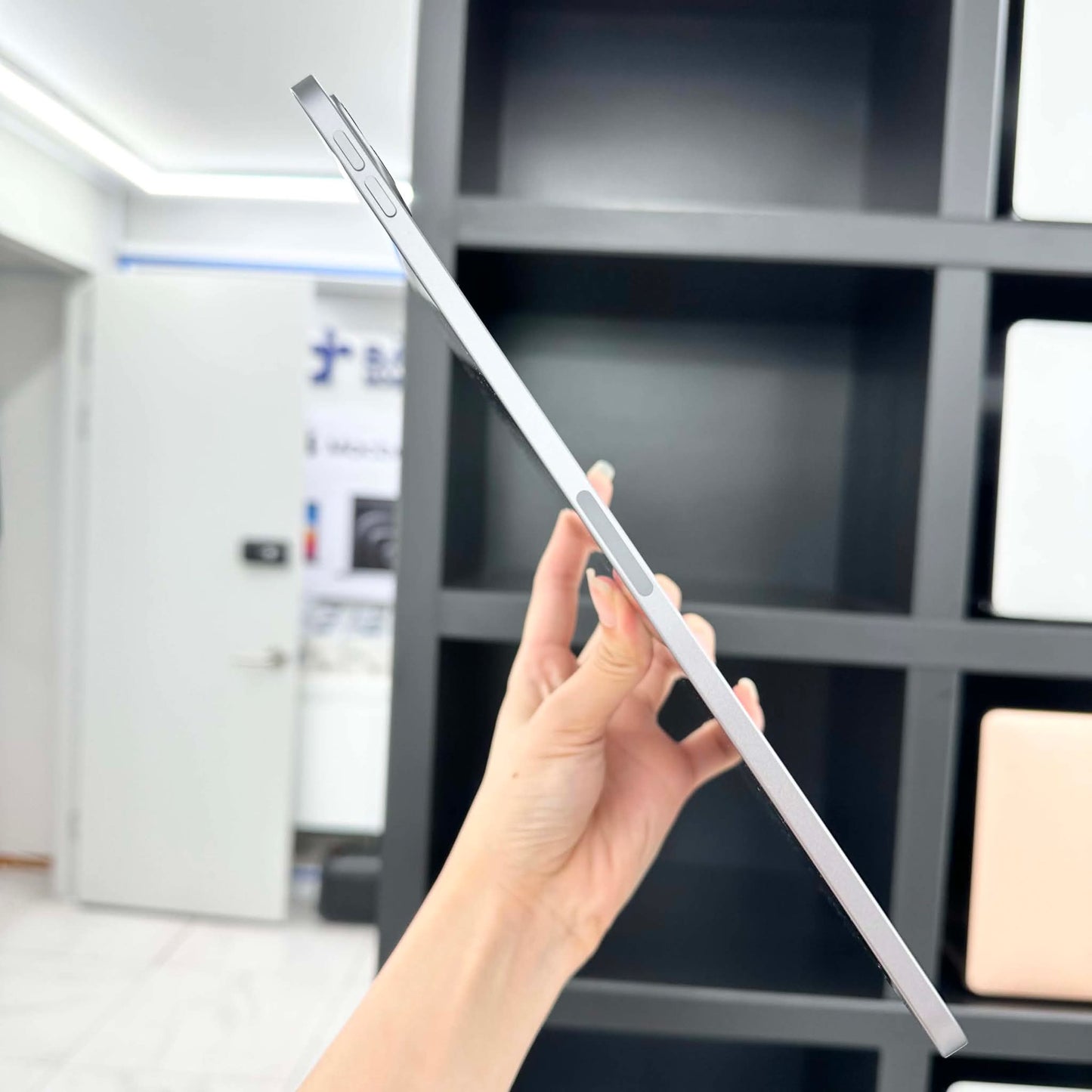 IPad Pro M2 bản 512gb màu xám - Pin 100% sạc 18 lần  - J365D