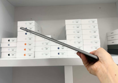 IPAD GEN 8 128GB XAM - Pin 95% - LQ1GG A-*
