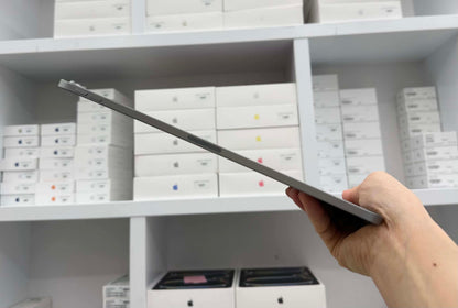 Ipad Air M3 128gb Màu xám   - Pin 100% sạc 16  lần - VKPFH