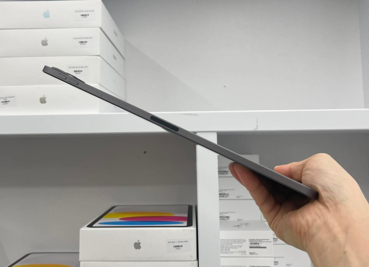 IPad Pro 2020 bản 128gb Màu xám - Pin 84% - ZPTRF  A-
