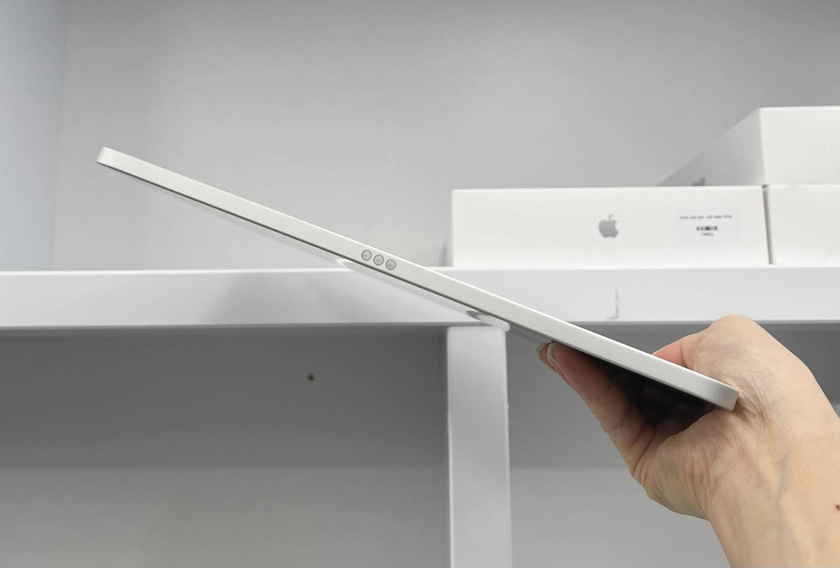IPad Gen 11 bản 128GB Màu Bạc  - Pin 98%  - 4N094