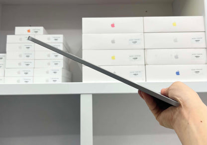 IPad Air 6 bản 128GB Màu xám - pin 97% - 5M6XL