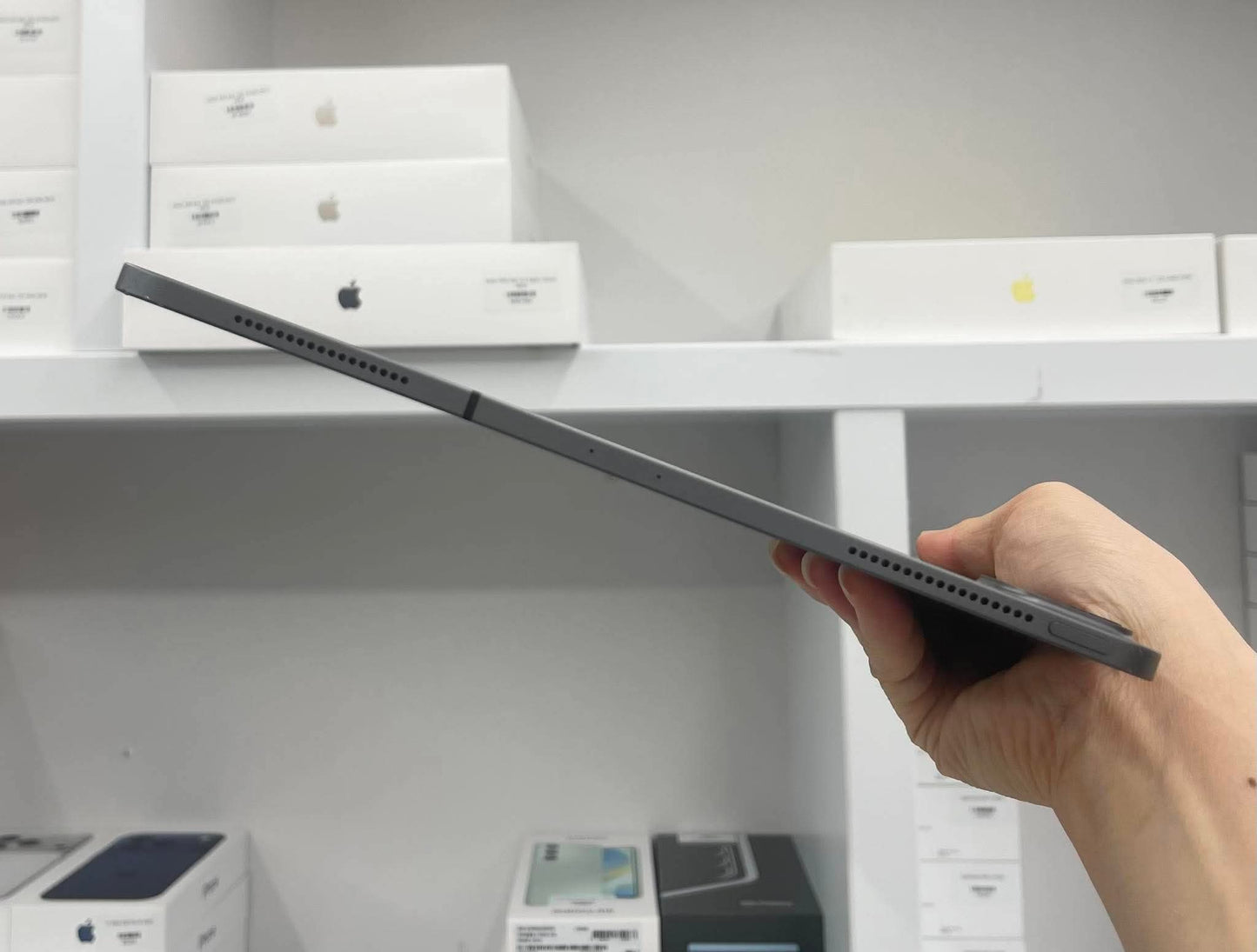 IPad Pro 2020 bản 128GB Màu xám 12.9 inch - Pin 87% - GPV1P A-*
