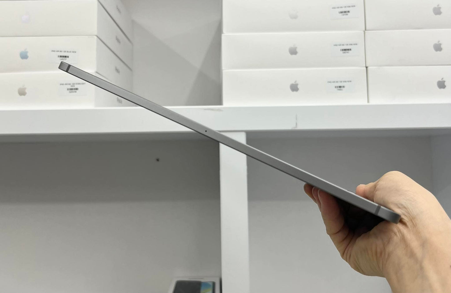 IPad Pro M2 bản 256GB Màu xám bản Sim - Pin 95% - 4FX76
