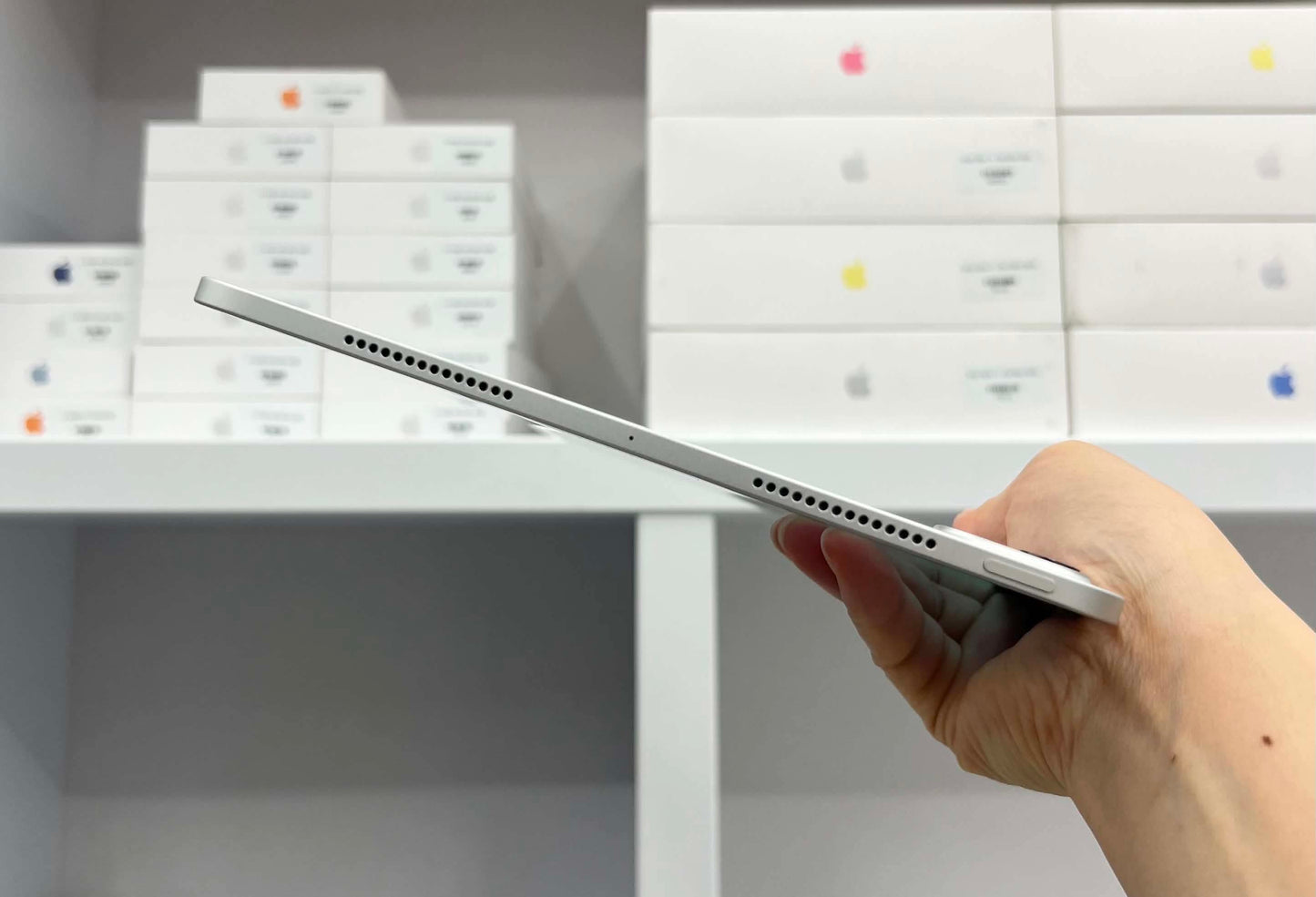 IPad Pro M4 256 màu Bạc Box + sạc zin  - Pin 100% - L0R26 Teku