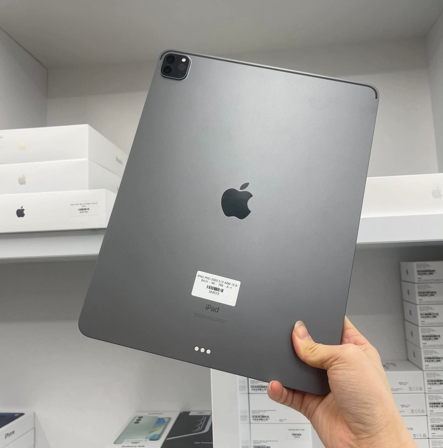 IPad Pro 2020 bản 512GB Màu xám 12.9 inch - Pin 90% - 5NR73 A-*