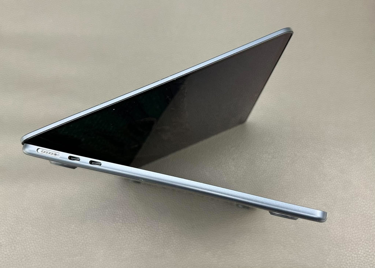 Macbook Air 2025 M4 16/256  xanh đen - pin 100%- FPMQ9- A-*