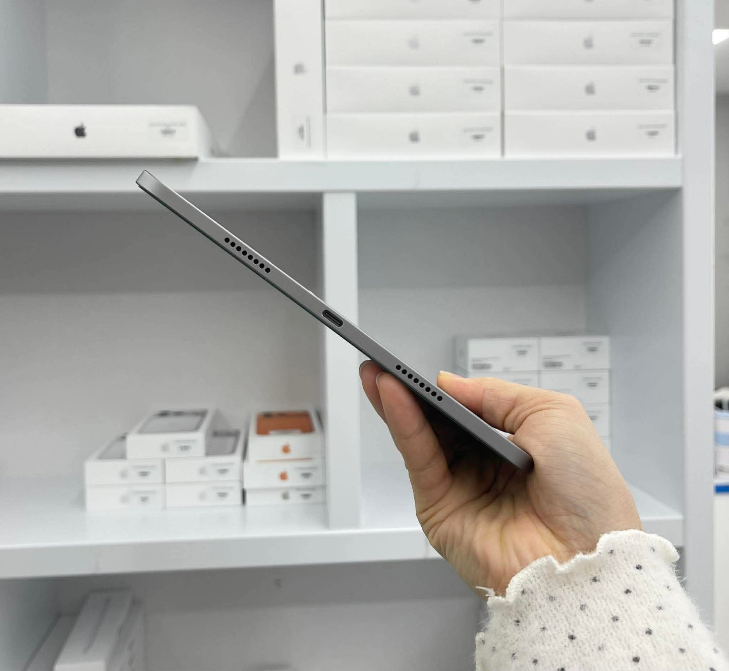 IPad Pro M2 bản 128GB Màu xám - Pin 88% - JHNHP A-