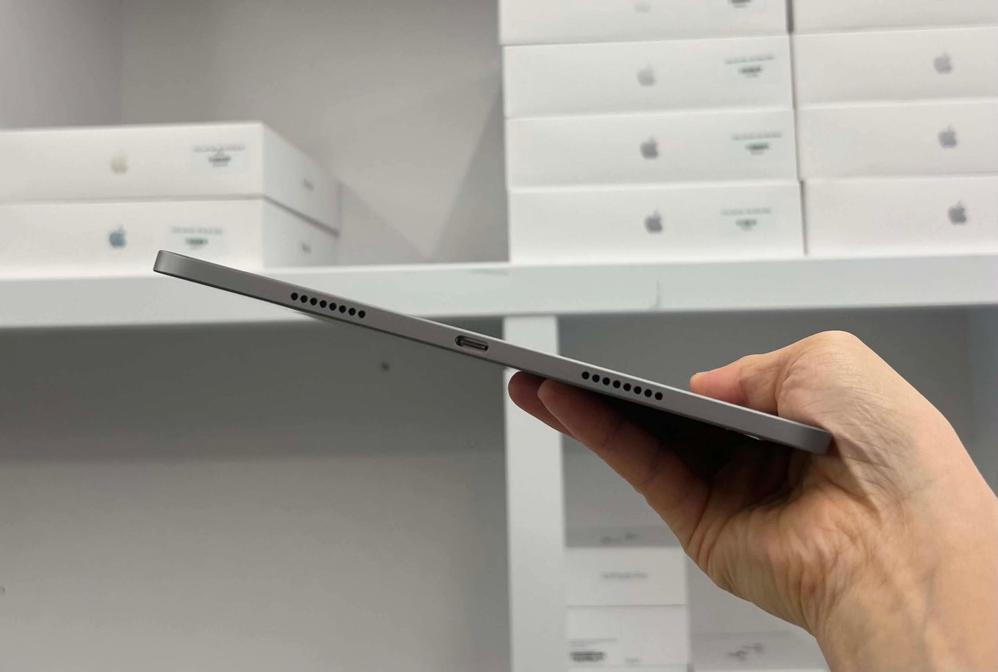 IPad Pro M2 bản 256GB Màu xám  - Pin 100% sạc 50 lần - Q2X45 - a-