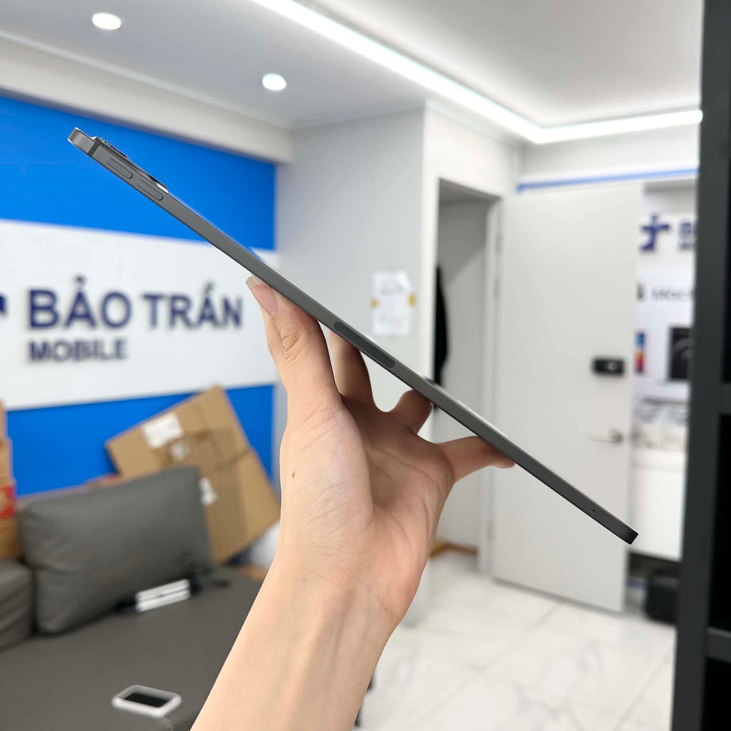 IPad Pro M4 bản 256GB Màu xám Box + sạc zin - Pin 100% sạc 3 lần - 7GW65 - A-
