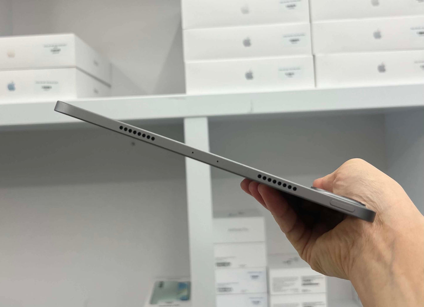 IPad Pro M2 bản 256GB Màu xám  - Pin 100% sạc 50 lần - Q2X45 - a-