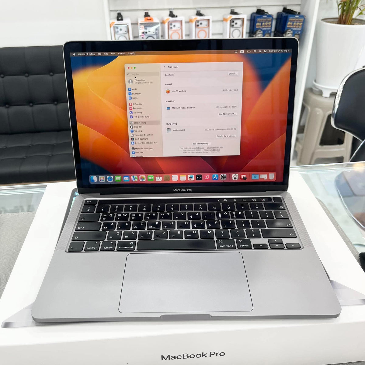 MacBook Pro 2020 8/256 Màu Xám - sạc 140 lần - ZP3XY - A- Busan