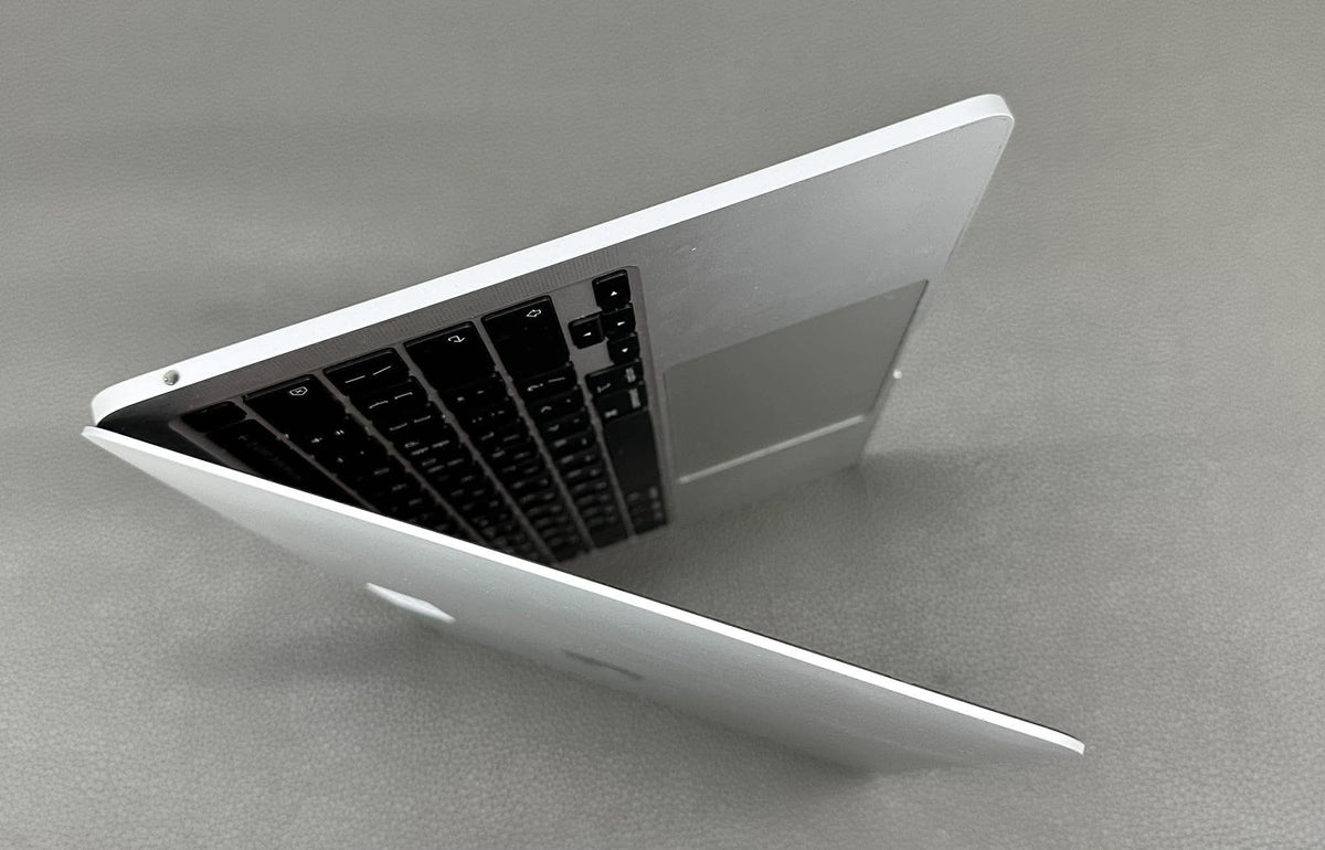 MacBook Pro 2020 8/256 màu bạc - 2p3y1 -a -