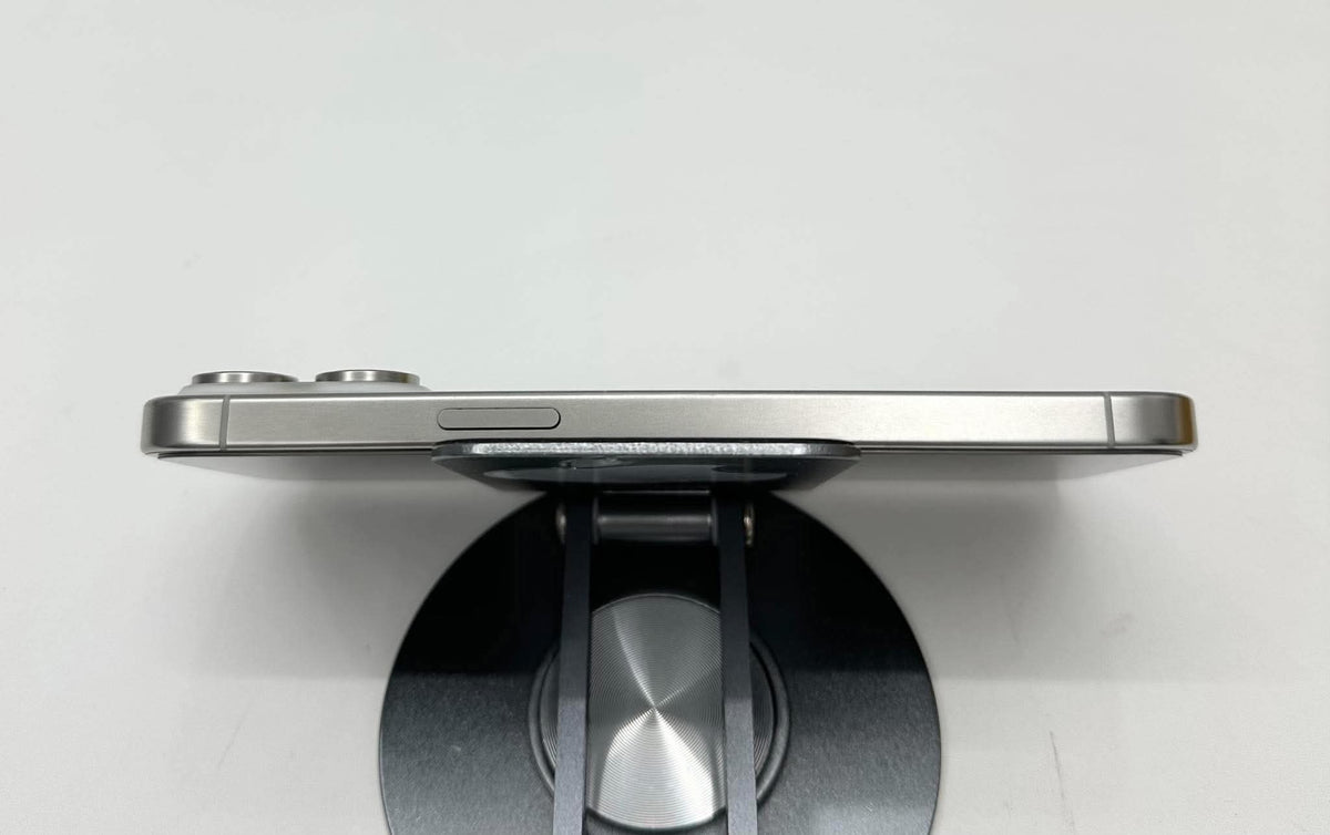 IPhone 15 ProMax 256GB Màu trắng - Pin 82% - 49285 - a-* Busan