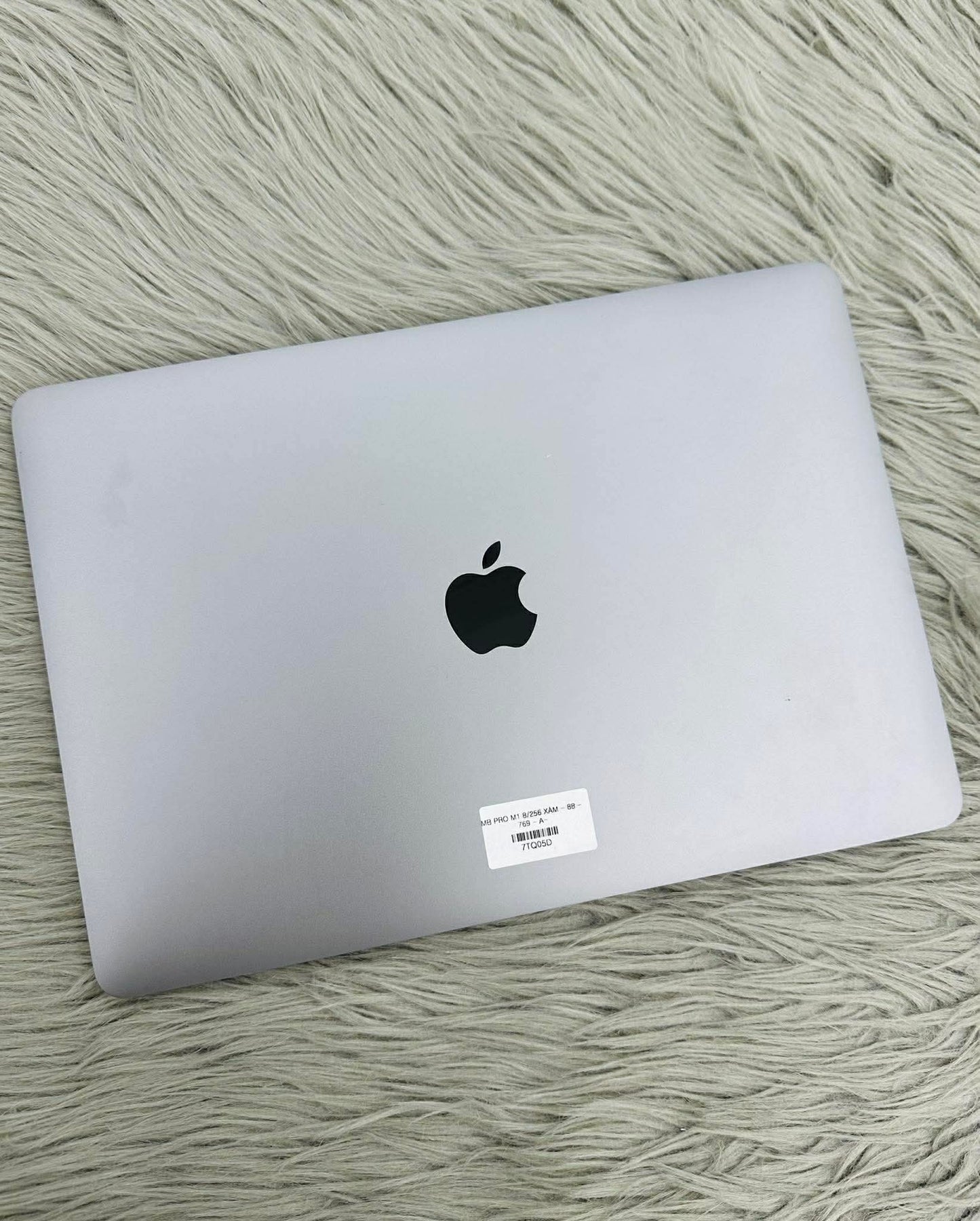 MacBook Pro M1 bản 8gb/256gb Màu xám - Pin 88% - 7TQ05D - A-