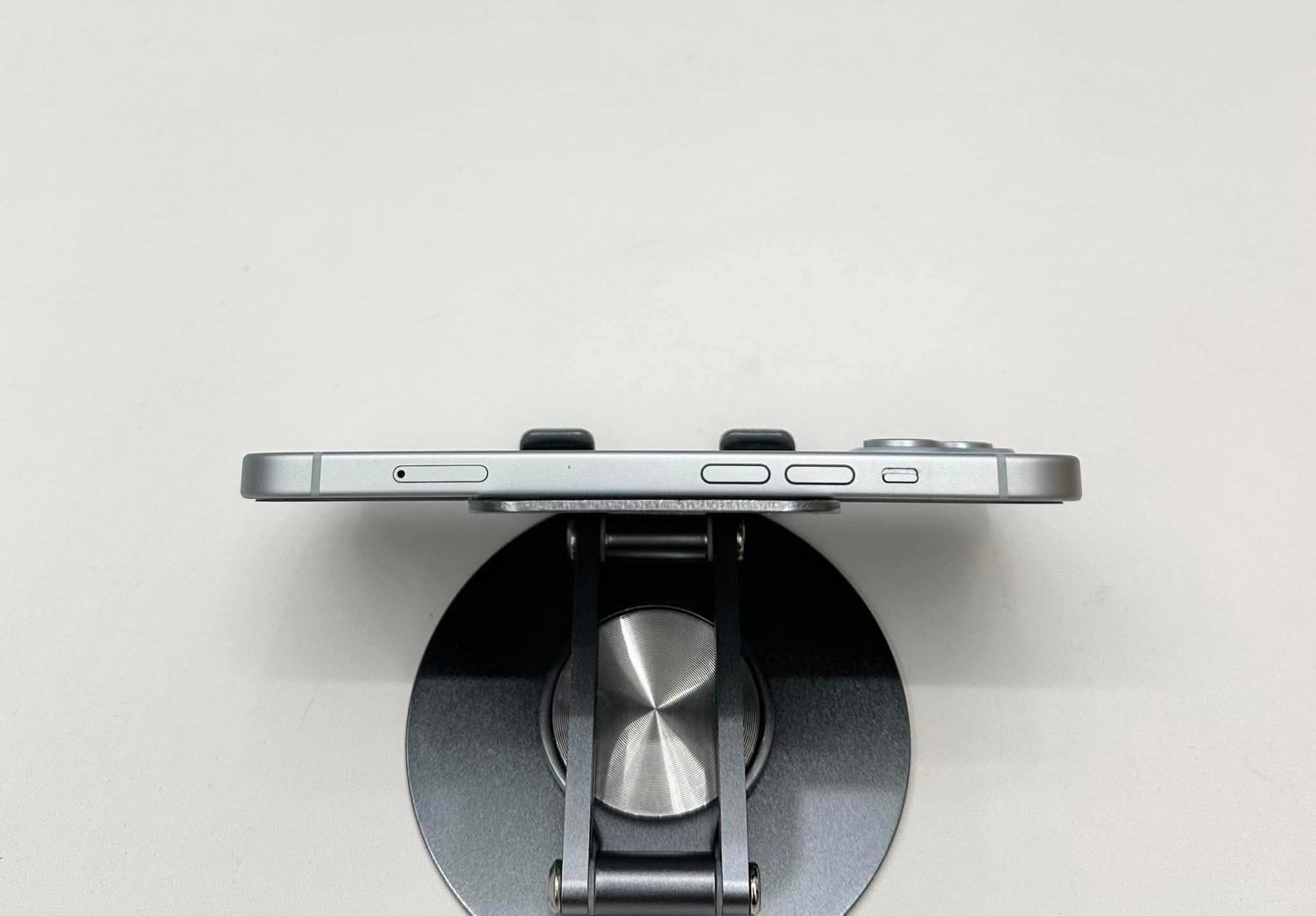 IPhone 15 bản 256gb Màu Blue - Pin 82% - 06074 A-*