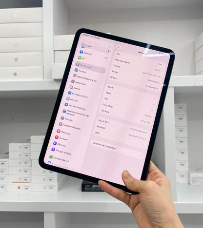 IPAD PRO M5 256 DEN - Pin 100% sạc 32 lần - XQ7Y4