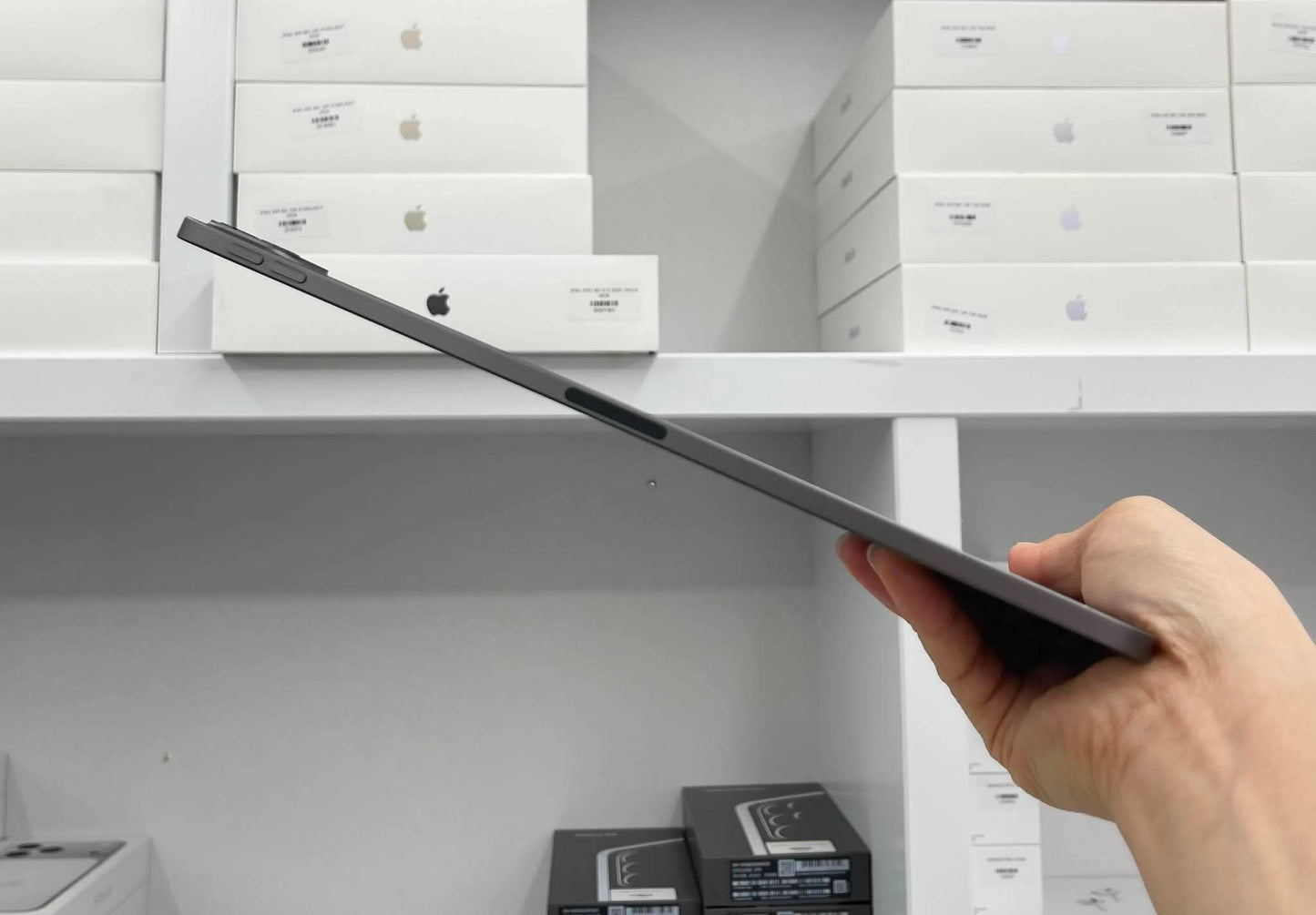 IPad Pro 2020 bản 128gb Màu xám - pin 91% - 5PTRF A-*