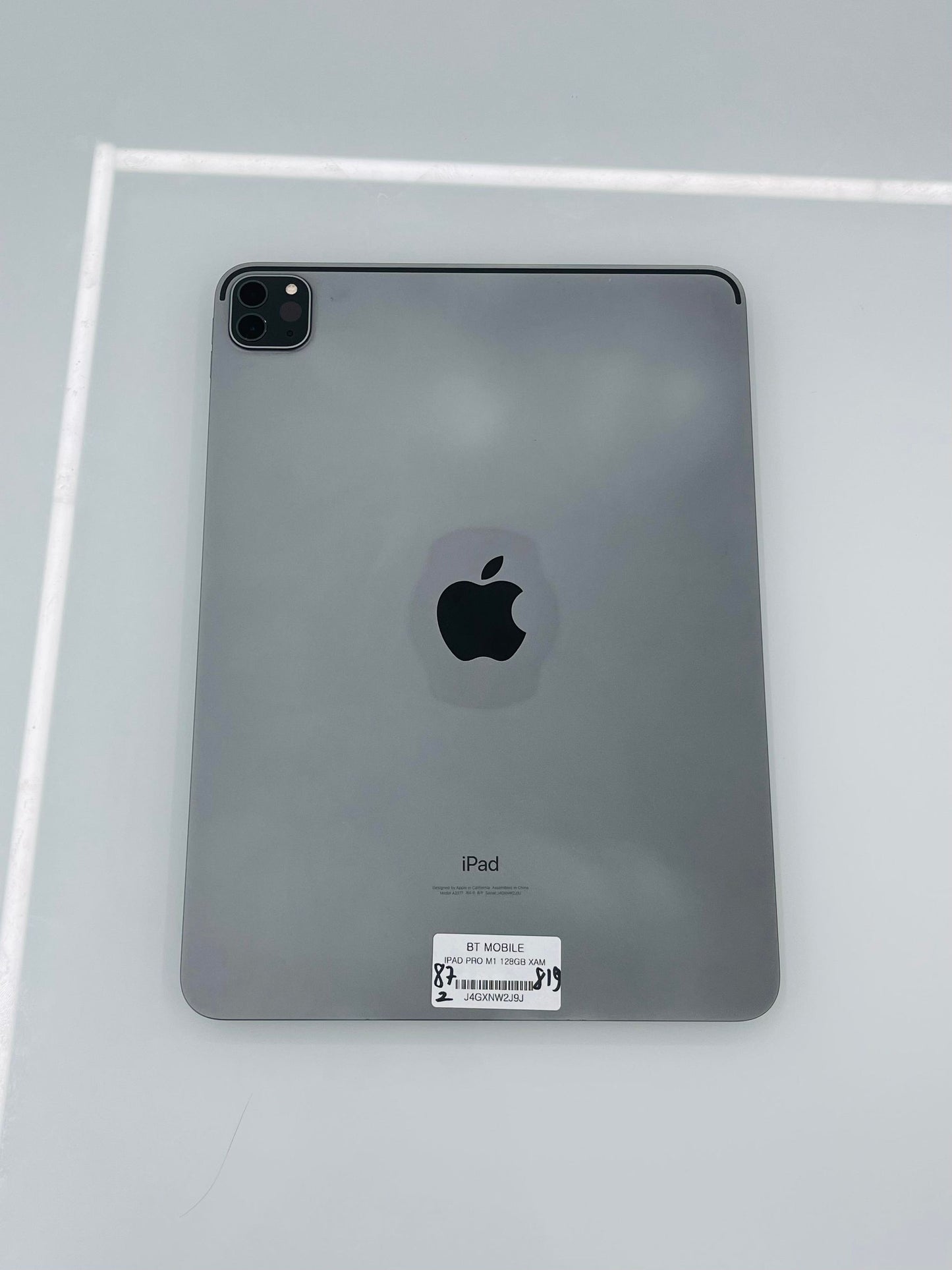 IPad Pro M1 bản 128gb Màu xám, Pin zin 87%, Máy xước nhẹ, Máy zin chưa qua thay sửa