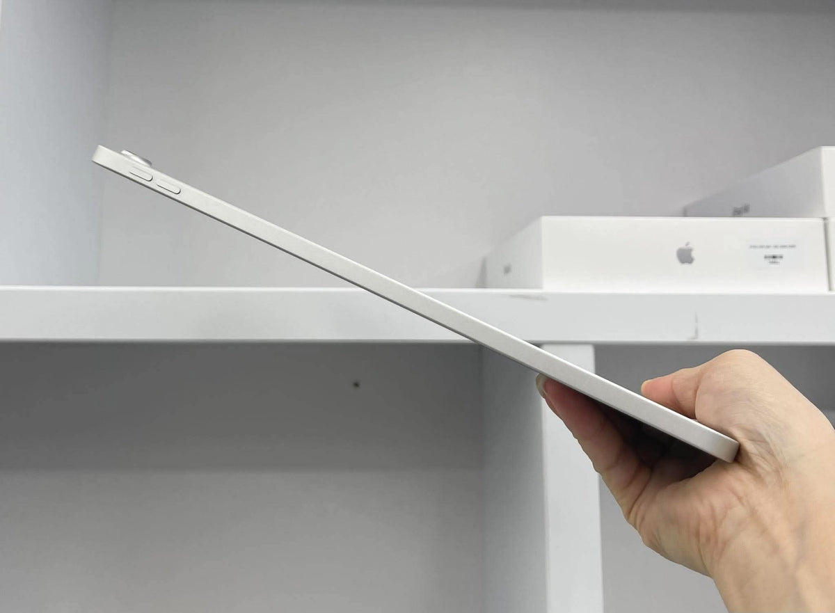 IPad Gen 11 bản 128GB Màu Bạc  - Pin 98%  - 4N094
