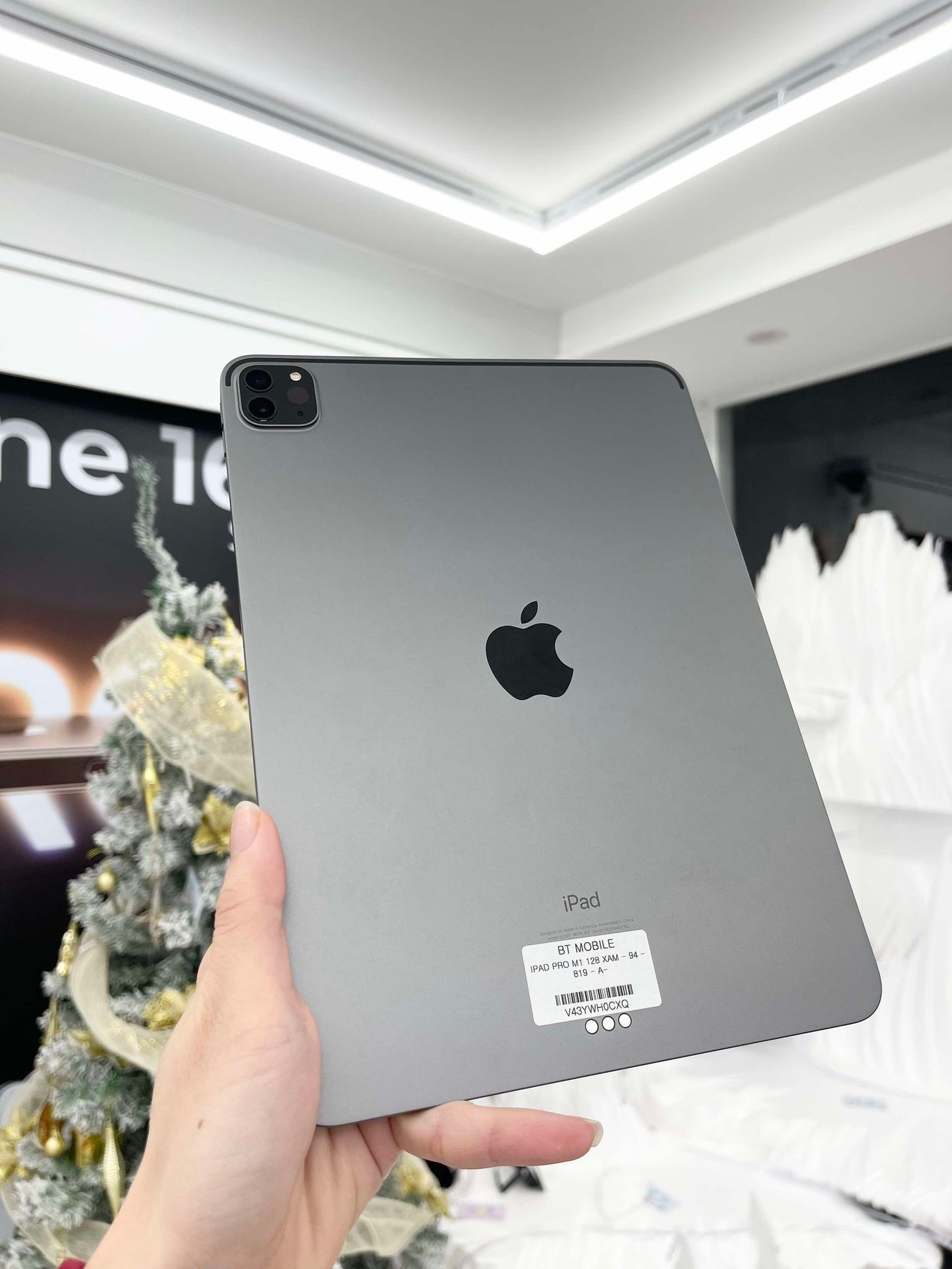 IPad Pro M1 bản 128gb Màu xám, Pin zin 94%, Máy xước nhẹ, Máy zin chưa qua thay sửa - H0CXQ