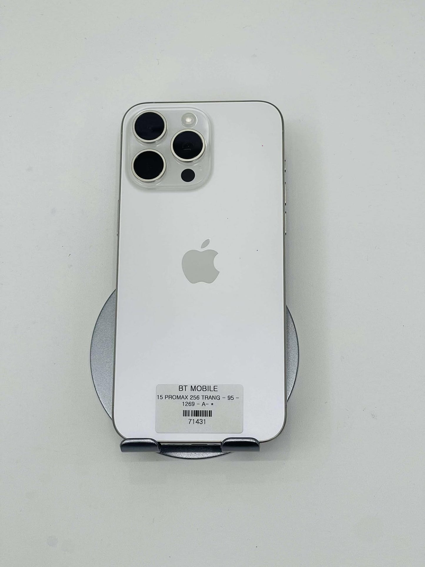 IPhone 15 ProMax 256gb Màu trắng, Pin zin 95%, Máy xước nhẹ, Máy zin chưa qua thay sửa - 71431 *