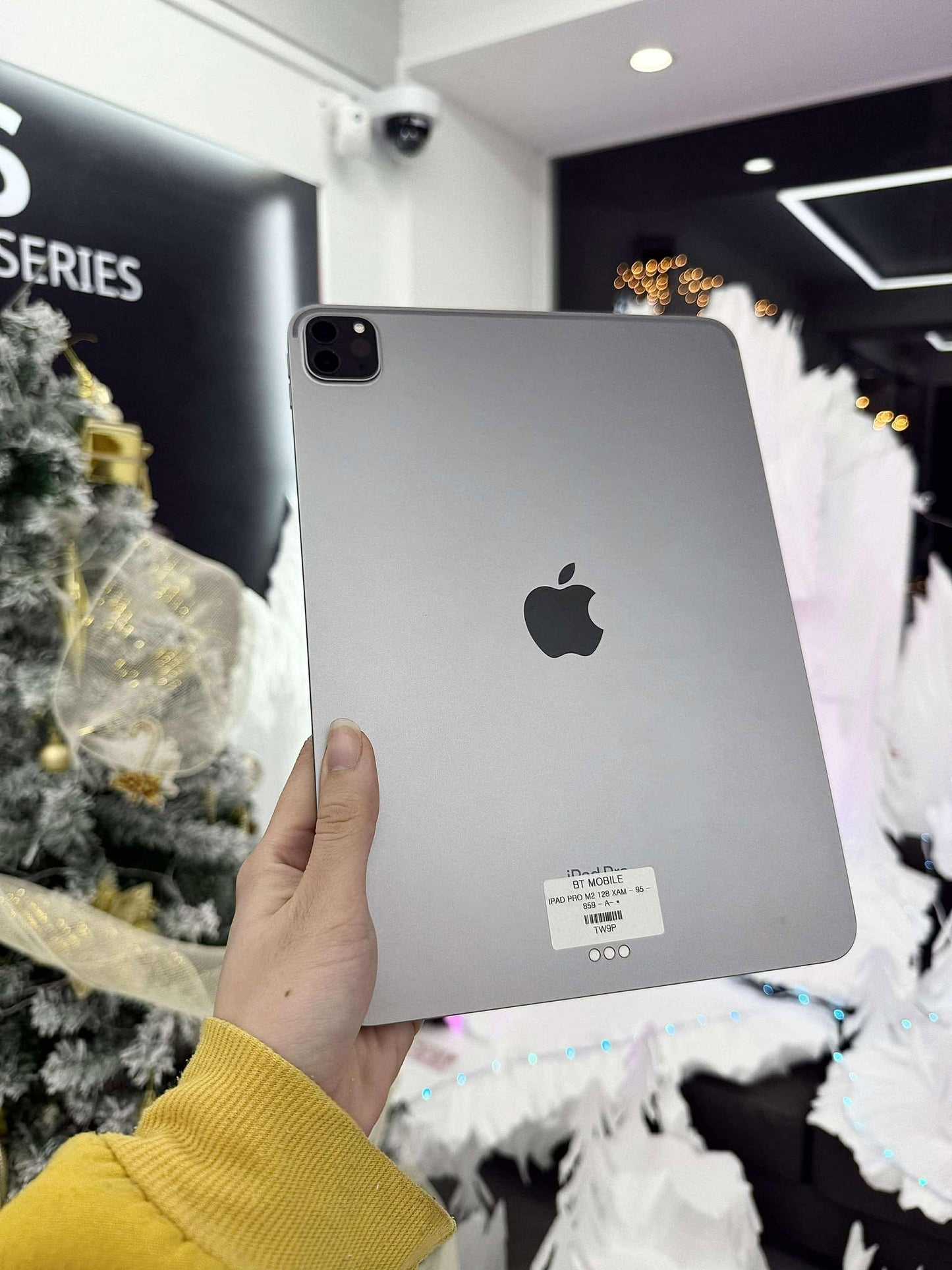 IPad Pro M2 bản 128gb Màu xám, Pin zin 95%, Máy xước nhẹ, Máy zin chưa qua thay sửa - TW9P *