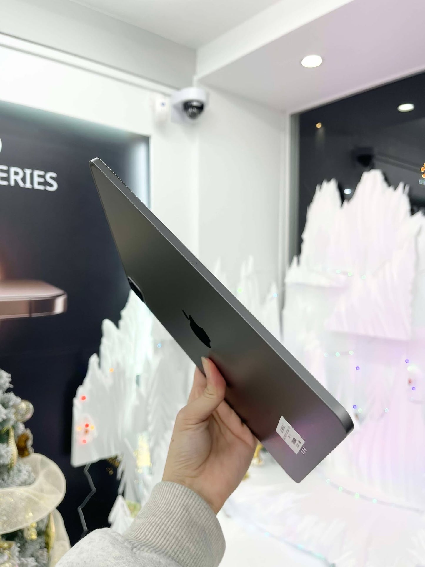 IPad Pro M1 bản 128gb Màu xám, Pin zin 97%, Máy zin chưa qua thay sửa - VQW7