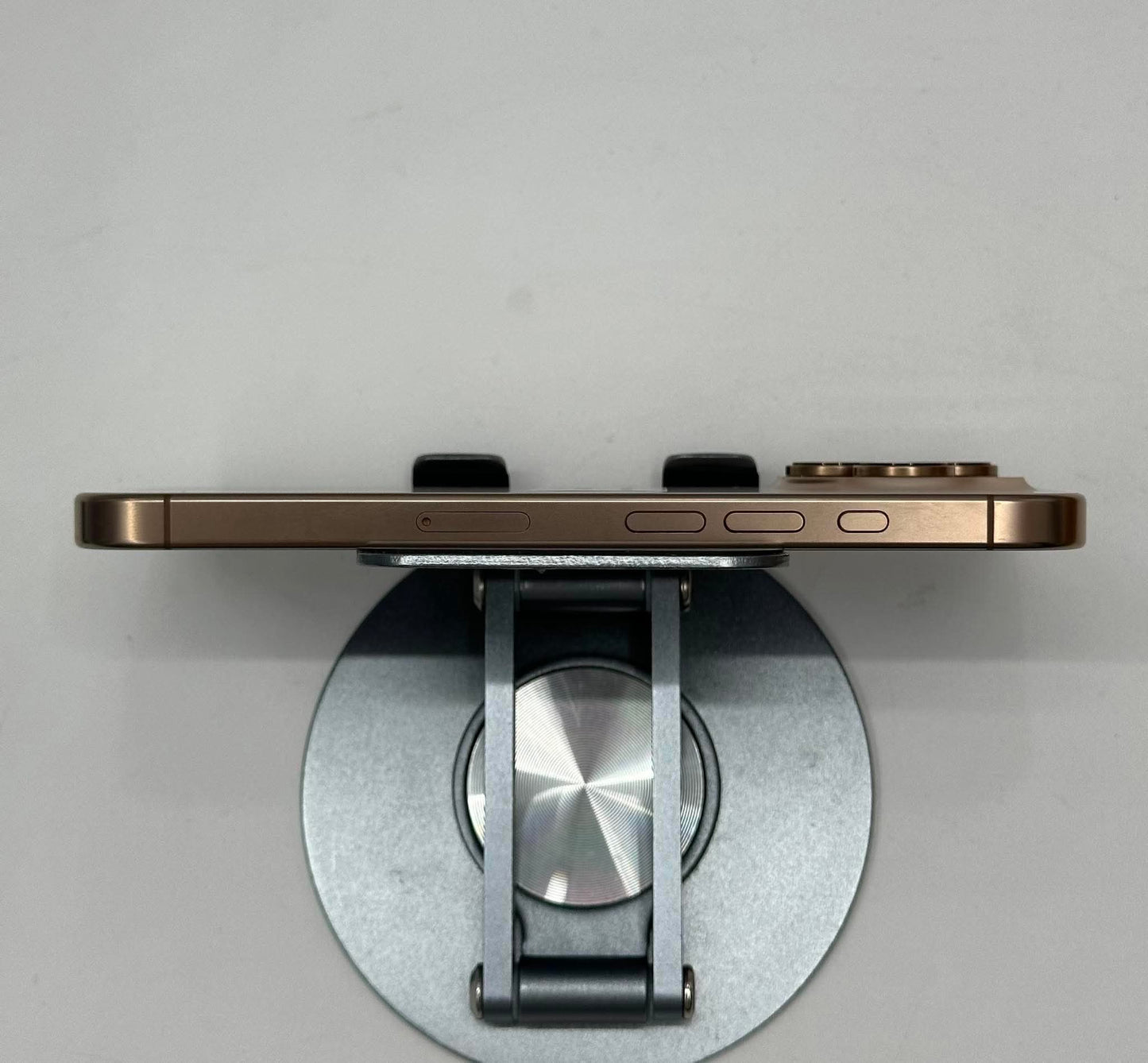 IPhone 16 Pro 256 Màu Vàng - Pin 98% -  24671