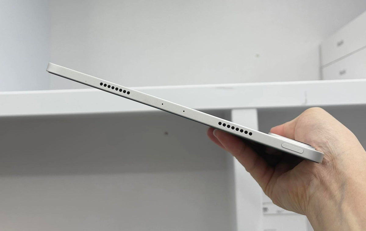 IPad Pro M2 bản 128gb Màu Bạc - Pin 98% - 2YV6W  A-*