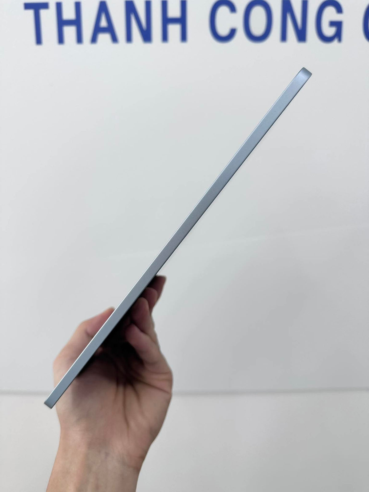 IPad Air 6 bản 128gb Màu Blue - Pin 93% -71rrl - A- Teku