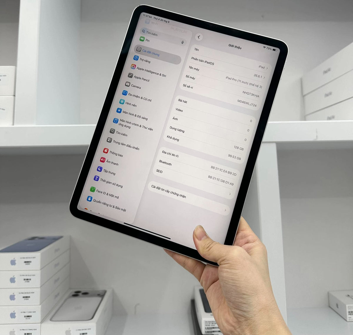IPad Pro M1 bản 128gb Màu bạc - Pin 93% - LJ724 A-*