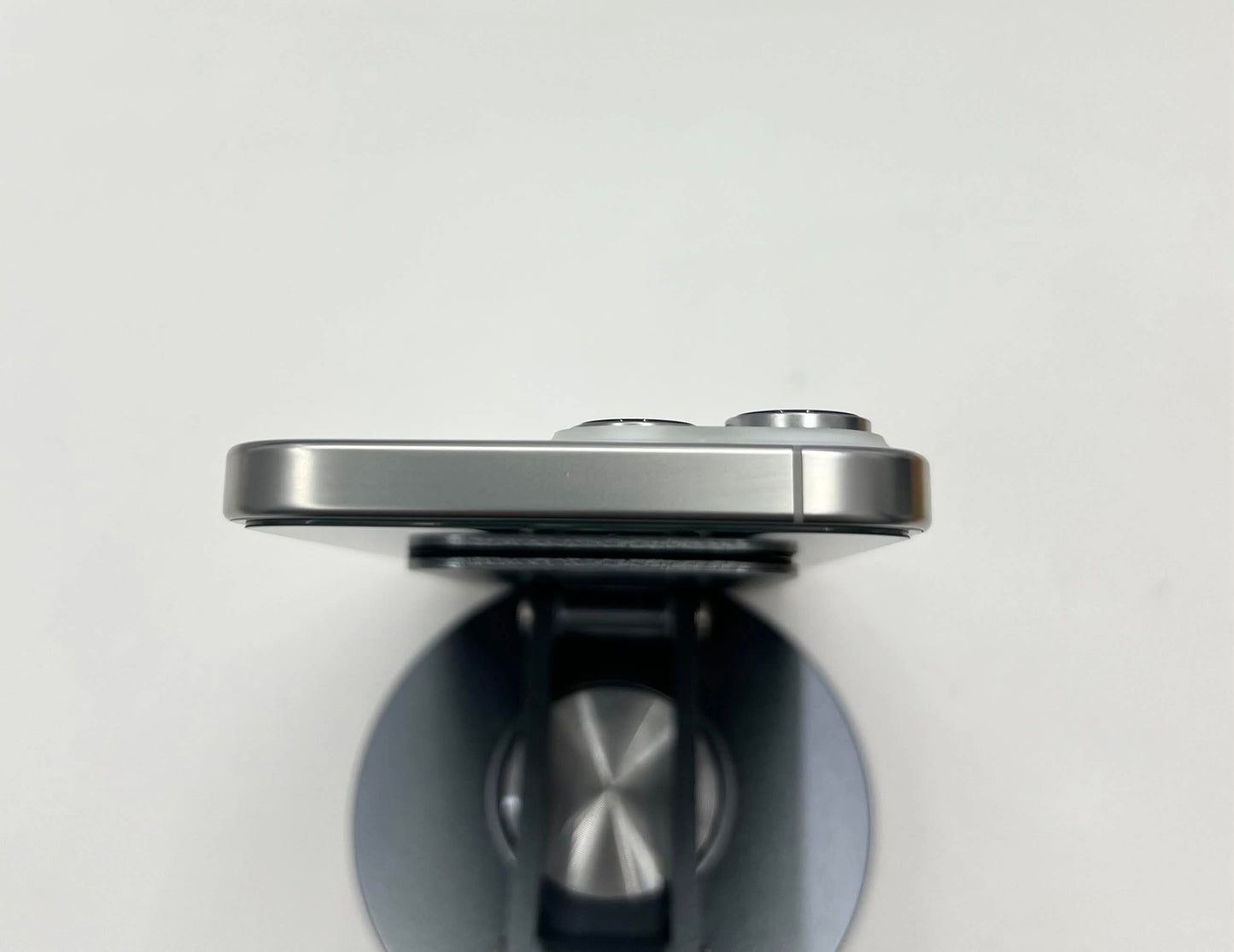 IPhone 16 ProMax 256gb Màu trắng - Pin 100% sạc 79 lần -44208