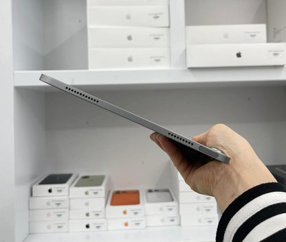 IPad Air 6 bản 128GB Màu xám - Pin 90% - 2MPY4 A-*